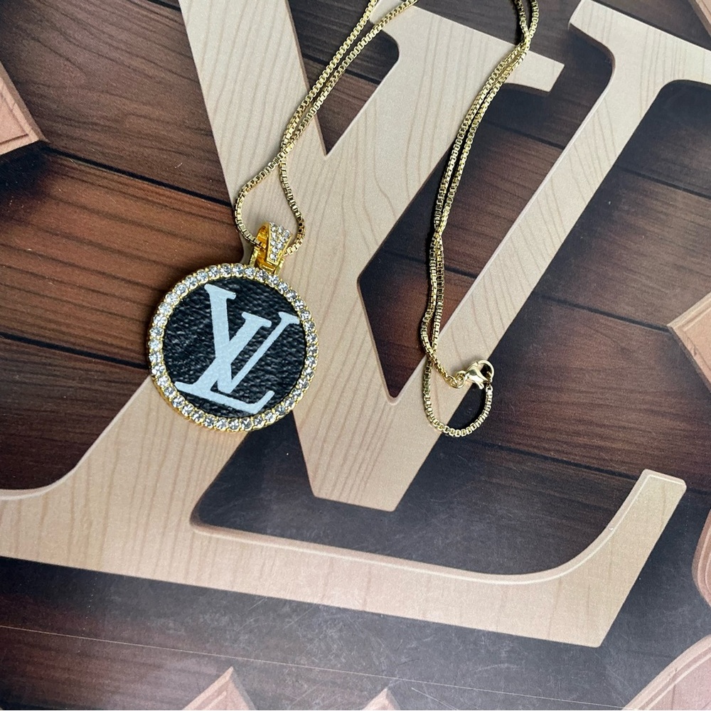 Louis Vuitton Monogram Canvas Round Gold Box Chain Necklace